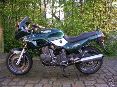 triumph_Sprint_02.JPG 400x300